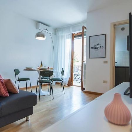 Pitty Home A Pesaro Zona Centro E Mare By Yohome Exteriör bild