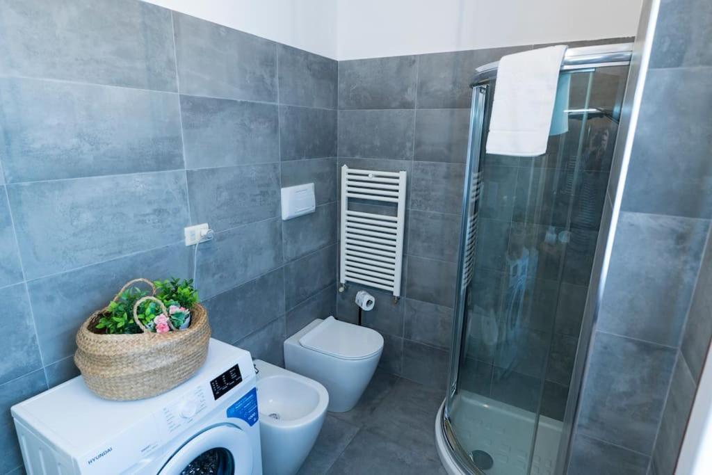 Pitty Home A Pesaro Zona Centro E Mare By Yohome Exteriör bild