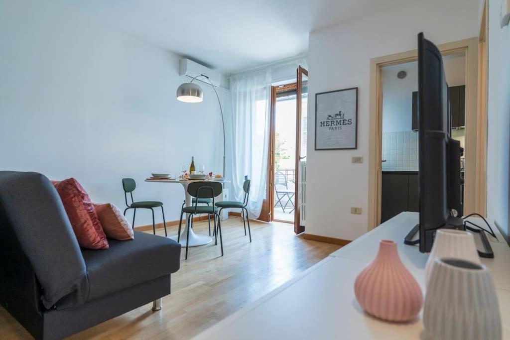 Pitty Home A Pesaro Zona Centro E Mare By Yohome Exteriör bild