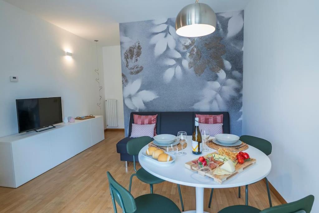Pitty Home A Pesaro Zona Centro E Mare By Yohome Exteriör bild